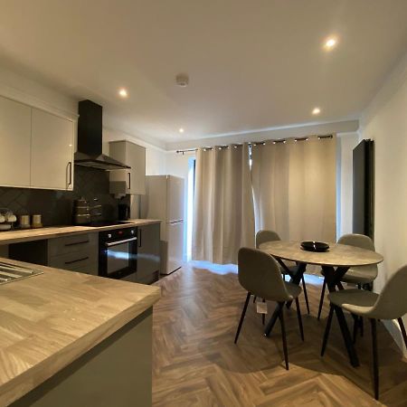 Flat 5 The Old Clinic Appartement Welling Buitenkant foto